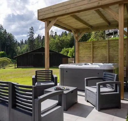 Cocotte - Petanque, Jacuzzi & Baby-foot Шале