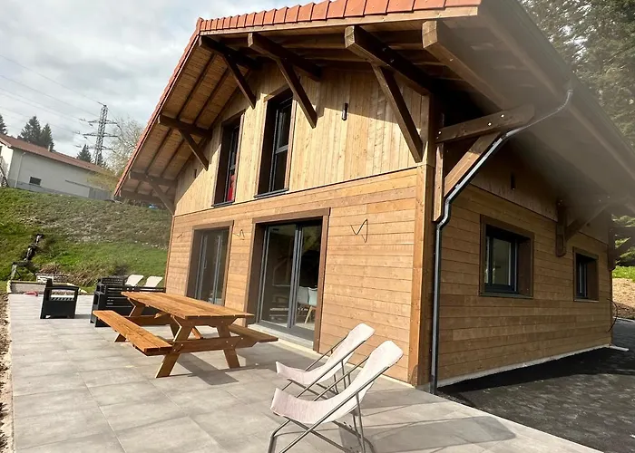 Cocotte - Petanque, Jacuzzi & Baby-foot