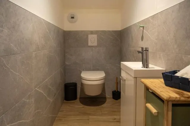 Cocotte - Petanque, Jacuzzi & Baby-foot