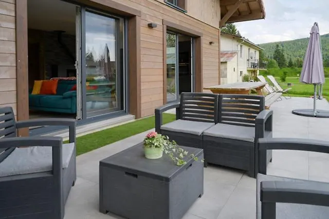 Cocotte - Petanque, Jacuzzi & Baby-foot 종루프 롱지메르